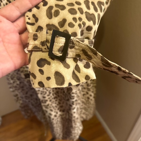 Dana Buckman animal print jacket. Size 14.. - Picture 6 of 11